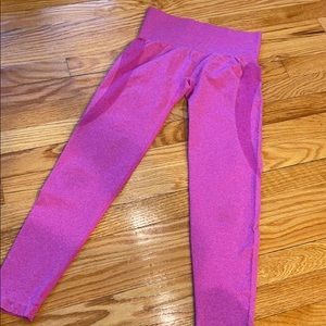 Size small NVGTN leggings